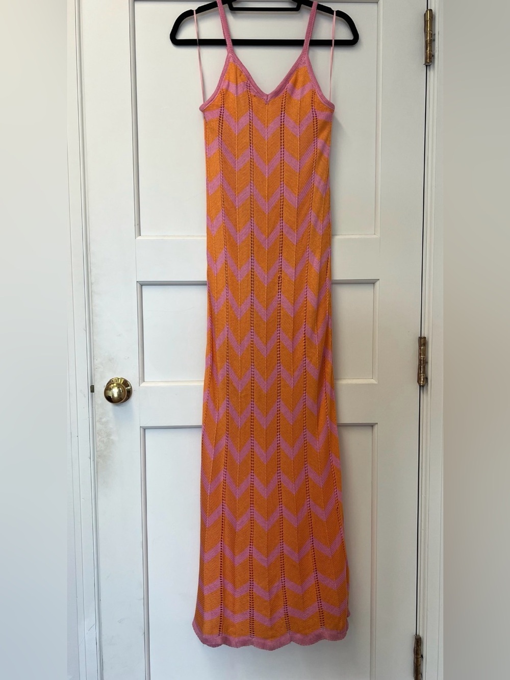 NWOT Olivaceous spaghetti strap chevron Knit Maxi Dress in Orange and Pink lined